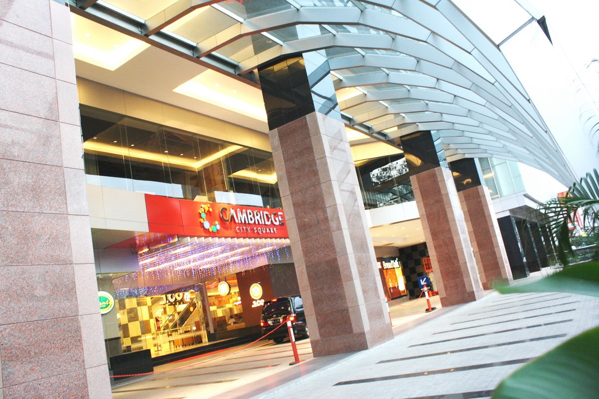 8 Mall  yang Bisa Kamu Kunjungi di  Medan  TAMASYA