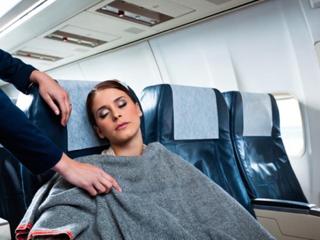 Tidur di pesawat